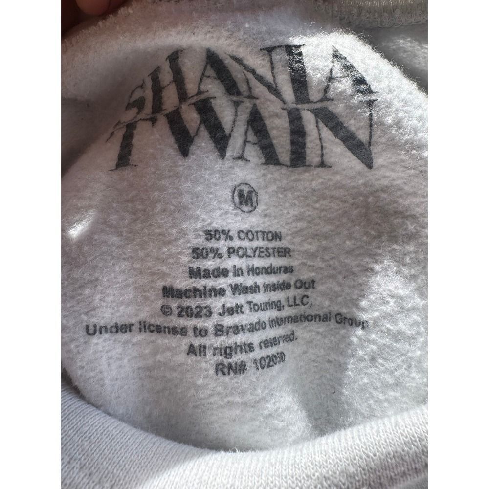 Official Shania Twain "Queen of Me"‎ Crewneck Sweatshirt – Size M - Picture 3 of 3
